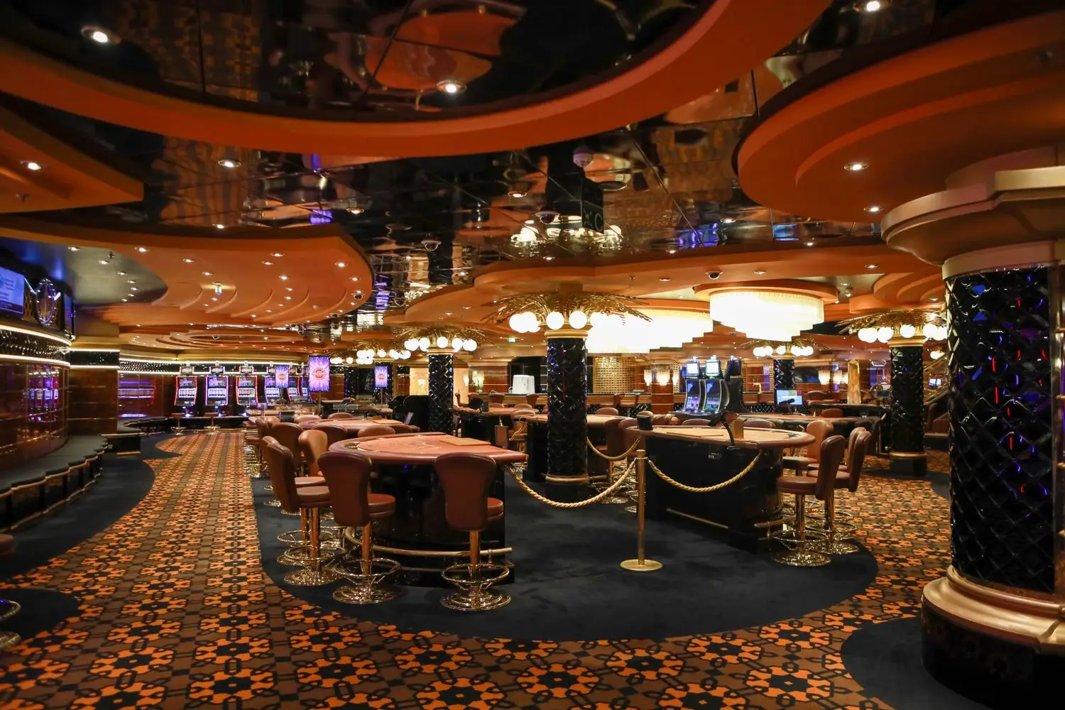 Luksuriøs belysning i casinoet